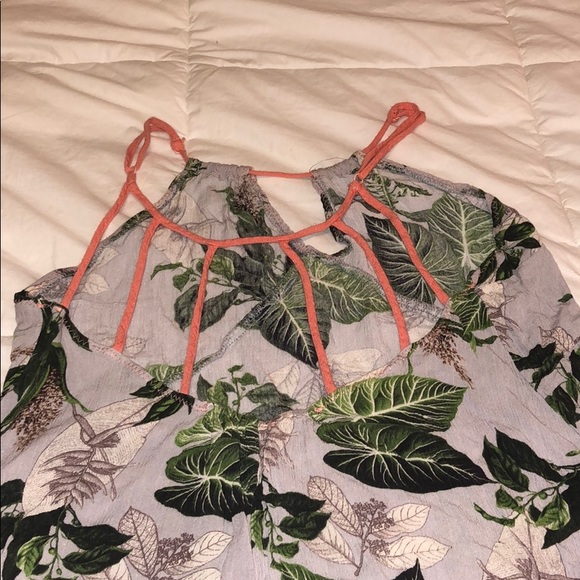 Floral Cage Back Dress - Picture 7 of 7